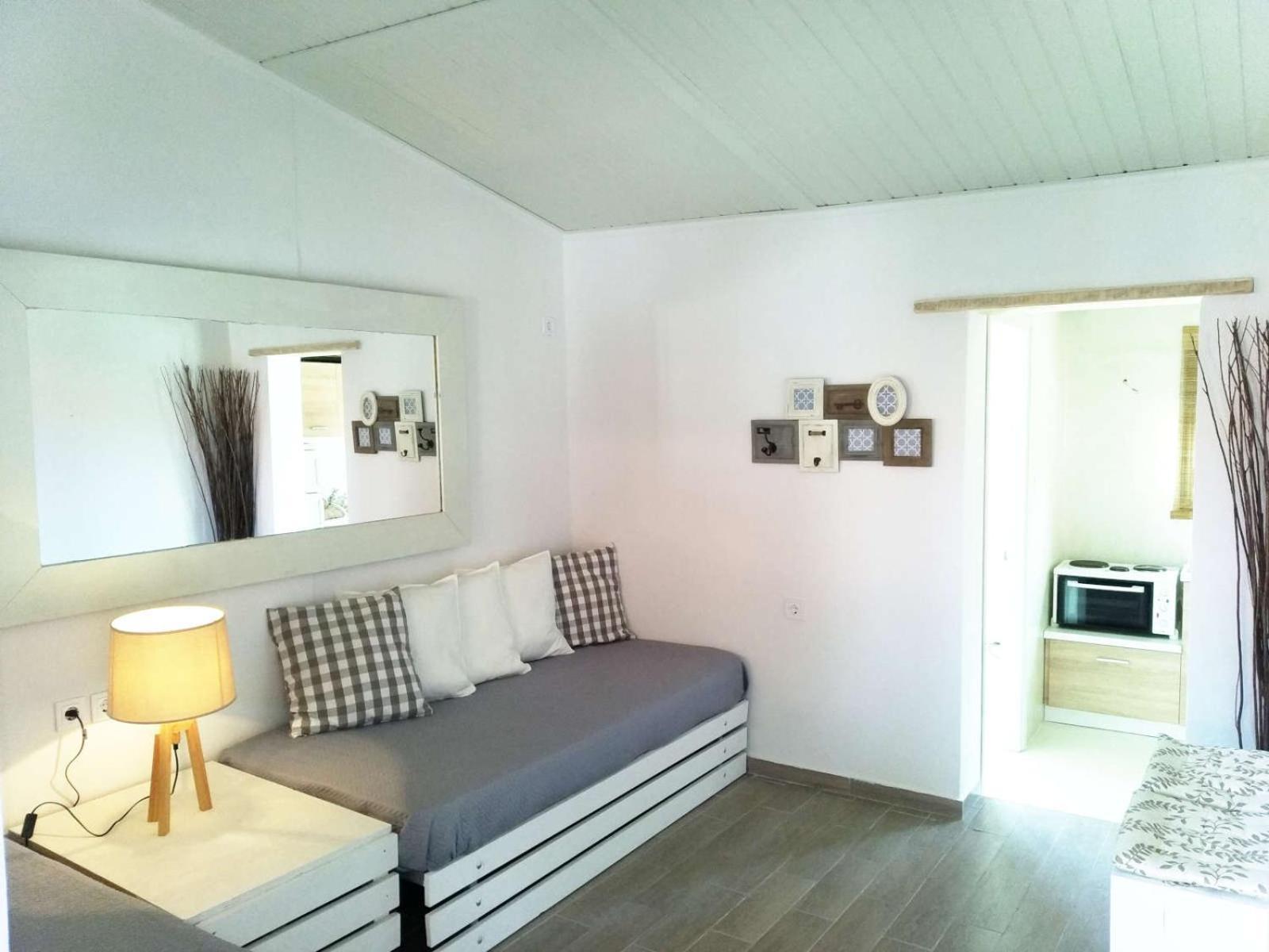 And Blue View Apartment